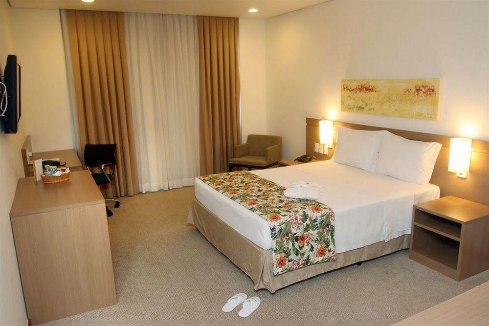 Bluee Tree Premium Manaus Aparthotel Luaran gambar